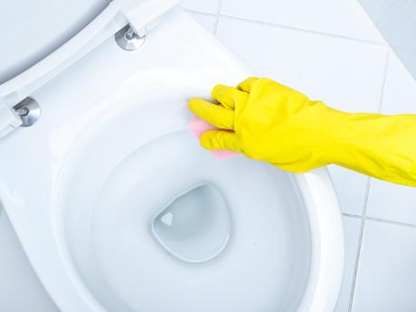 Cum să curățam toaleta fără substanțe chimice?